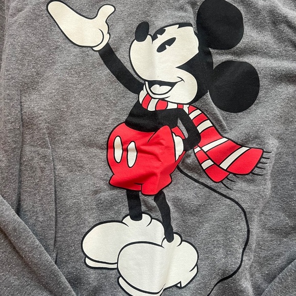 Disney womens mickey mouse size medium winter crewneck - Picture 2 of 3